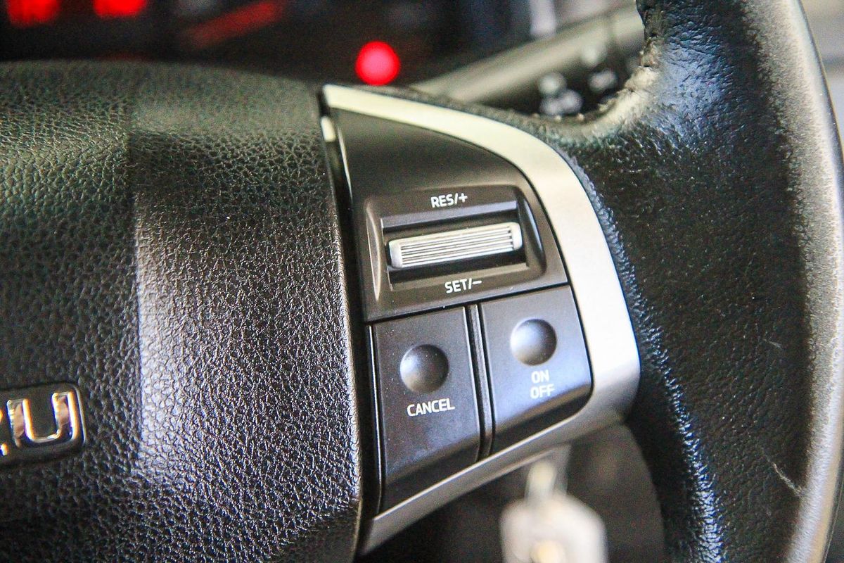 2014 Isuzu D-MAX SX Rear Wheel Drive