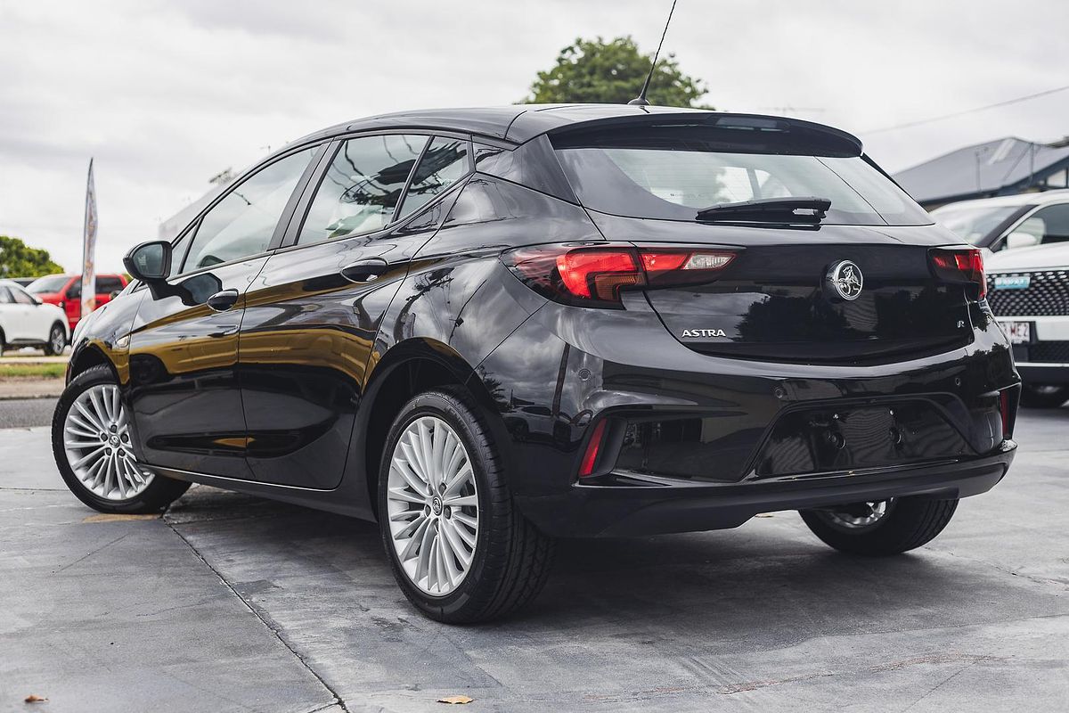2017 Holden Astra R BK