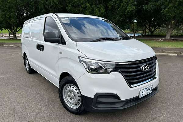 2020 Hyundai iLOAD 3S Twin Swing TQ4 MY21