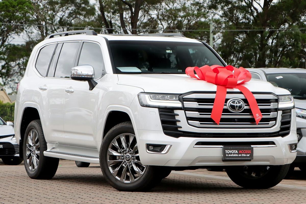 2023 Toyota Landcruiser Sahara ZX FJA300R