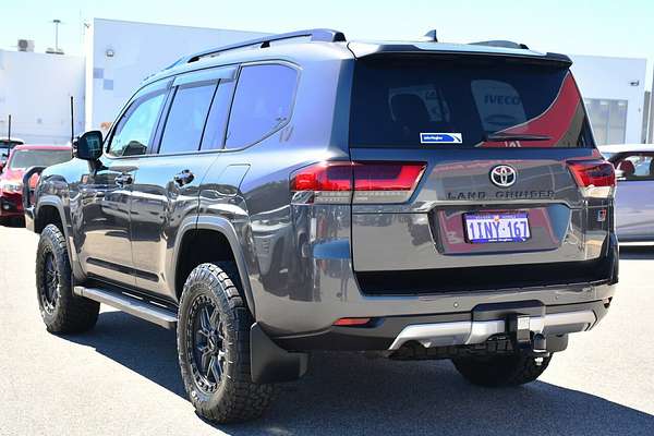 2023 Toyota Landcruiser GR Sport FJA300R