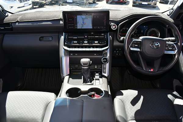 2023 Toyota Landcruiser GR Sport FJA300R