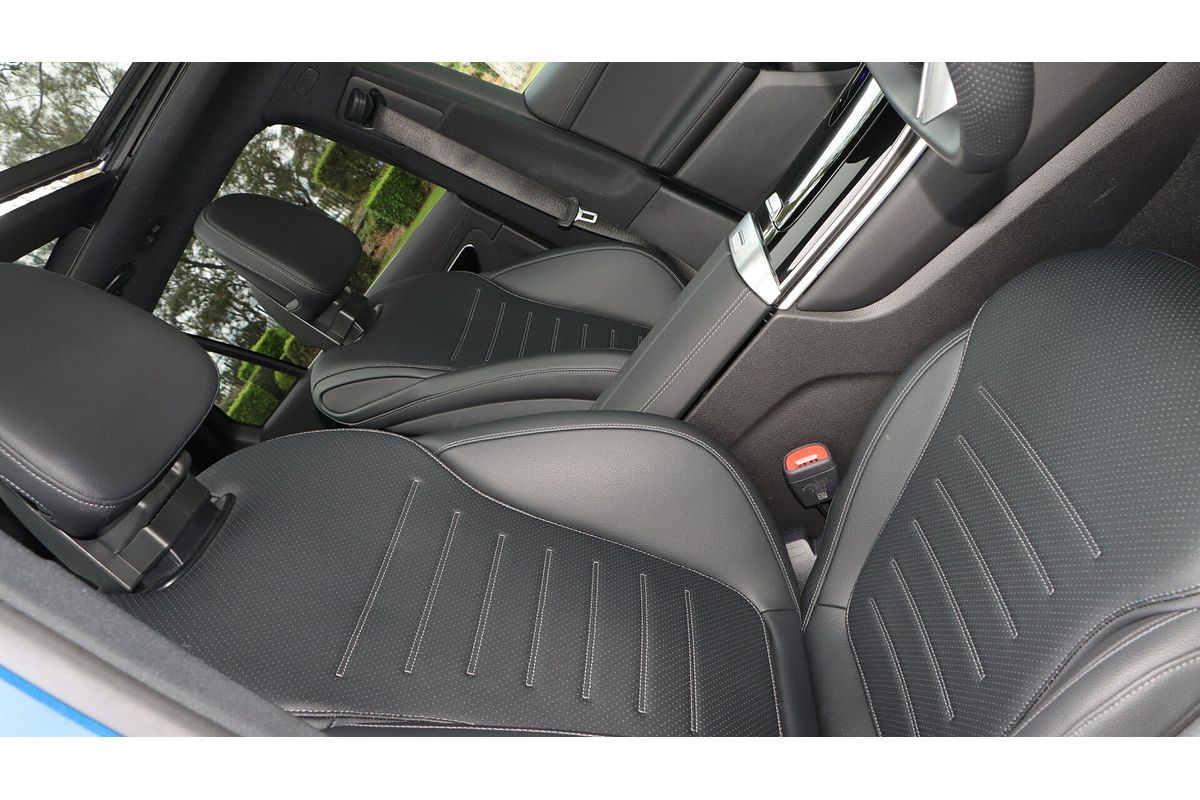 2024 Mercedes-Benz GLC-Class GLC300 X254