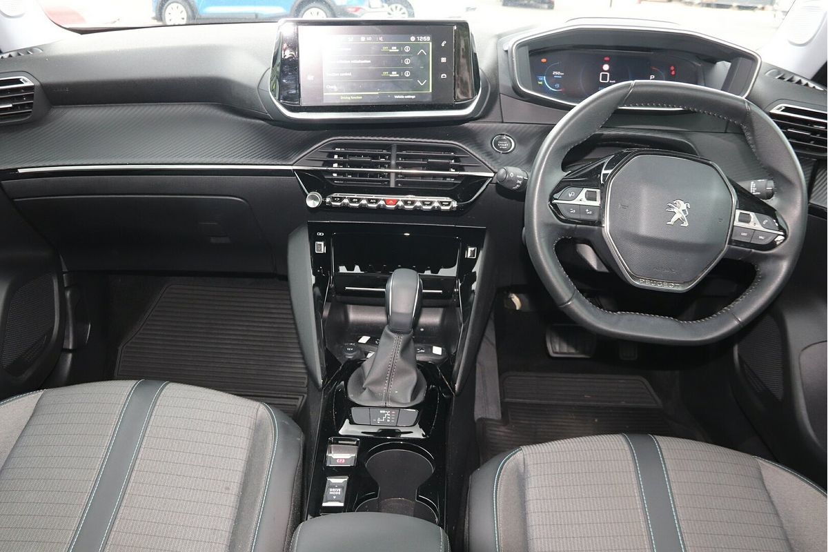 2021 Peugeot 2008 Allure P24