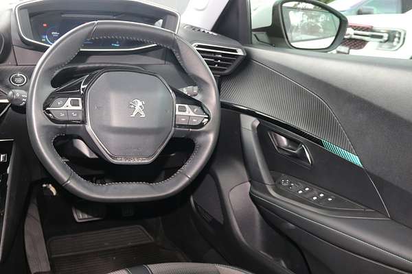 2021 Peugeot 2008 Allure P24