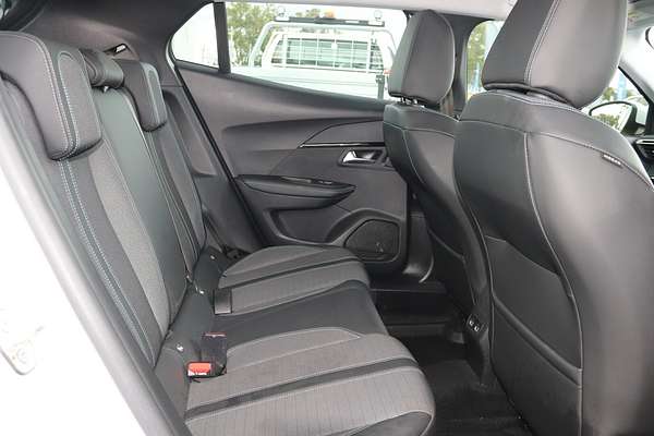 2021 Peugeot 2008 Allure P24