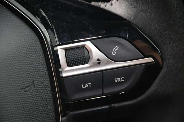 2021 Peugeot 2008 Allure P24
