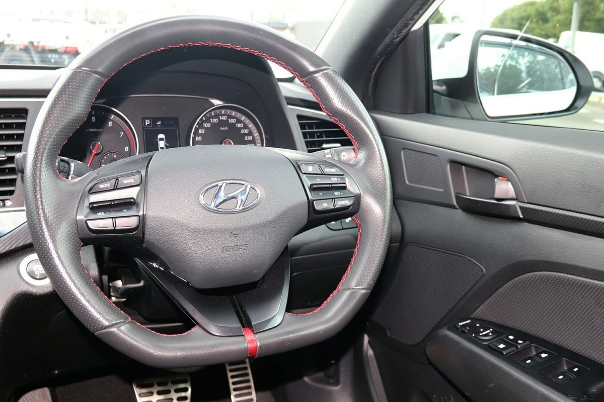 2018 Hyundai Elantra SR Turbo AD