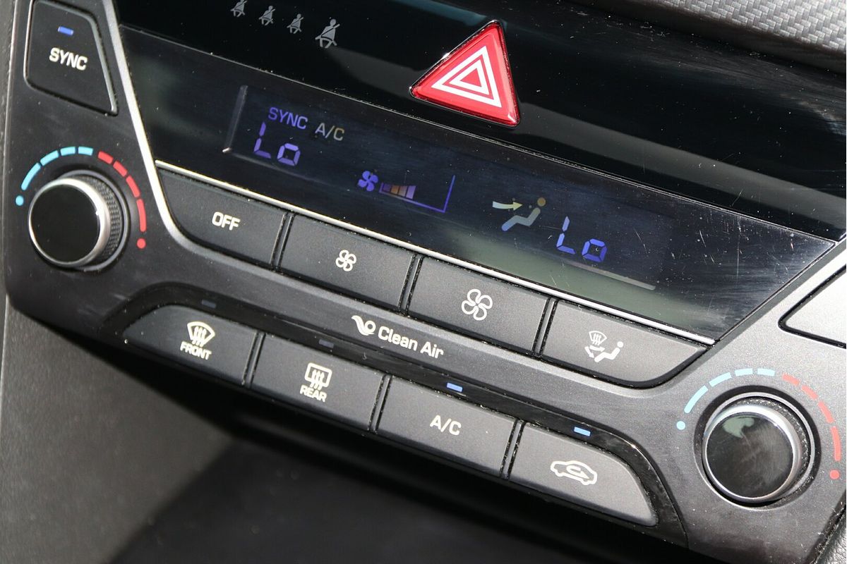 2018 Hyundai Elantra SR Turbo AD