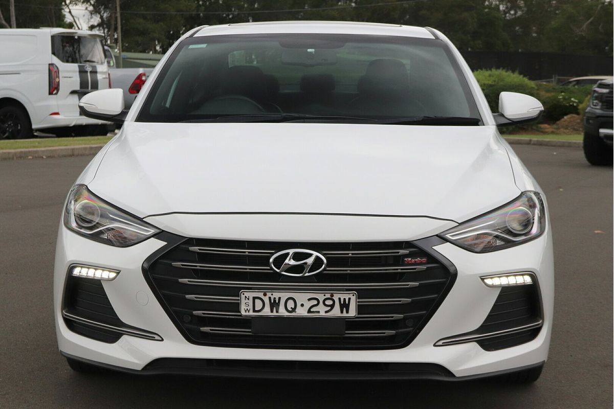 2018 Hyundai Elantra SR Turbo AD