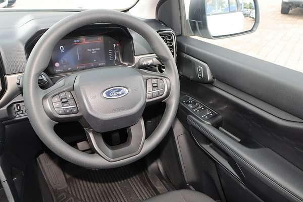 2024 Ford Everest Ambiente