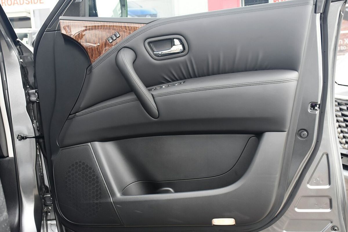 2024 Nissan Patrol Ti-L Y62