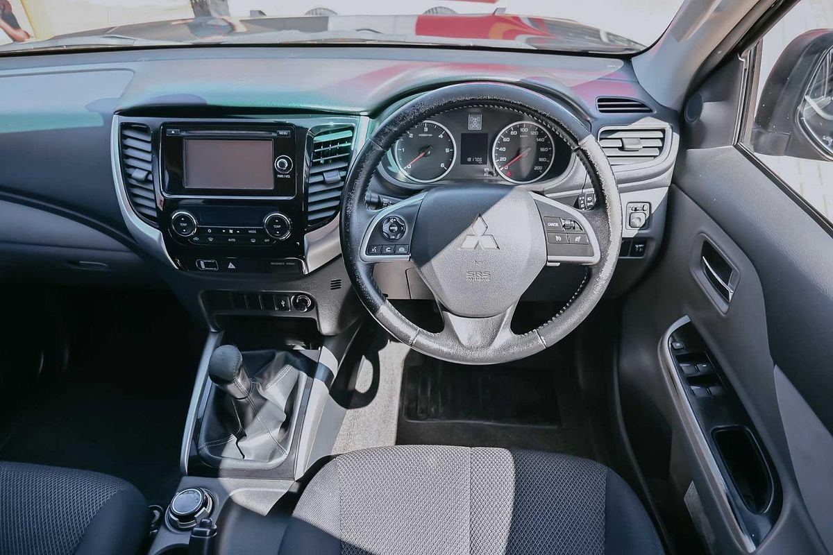2015 Mitsubishi Triton GLS MQ 4X4