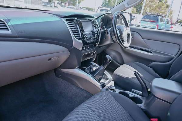 2015 Mitsubishi Triton GLS MQ 4X4
