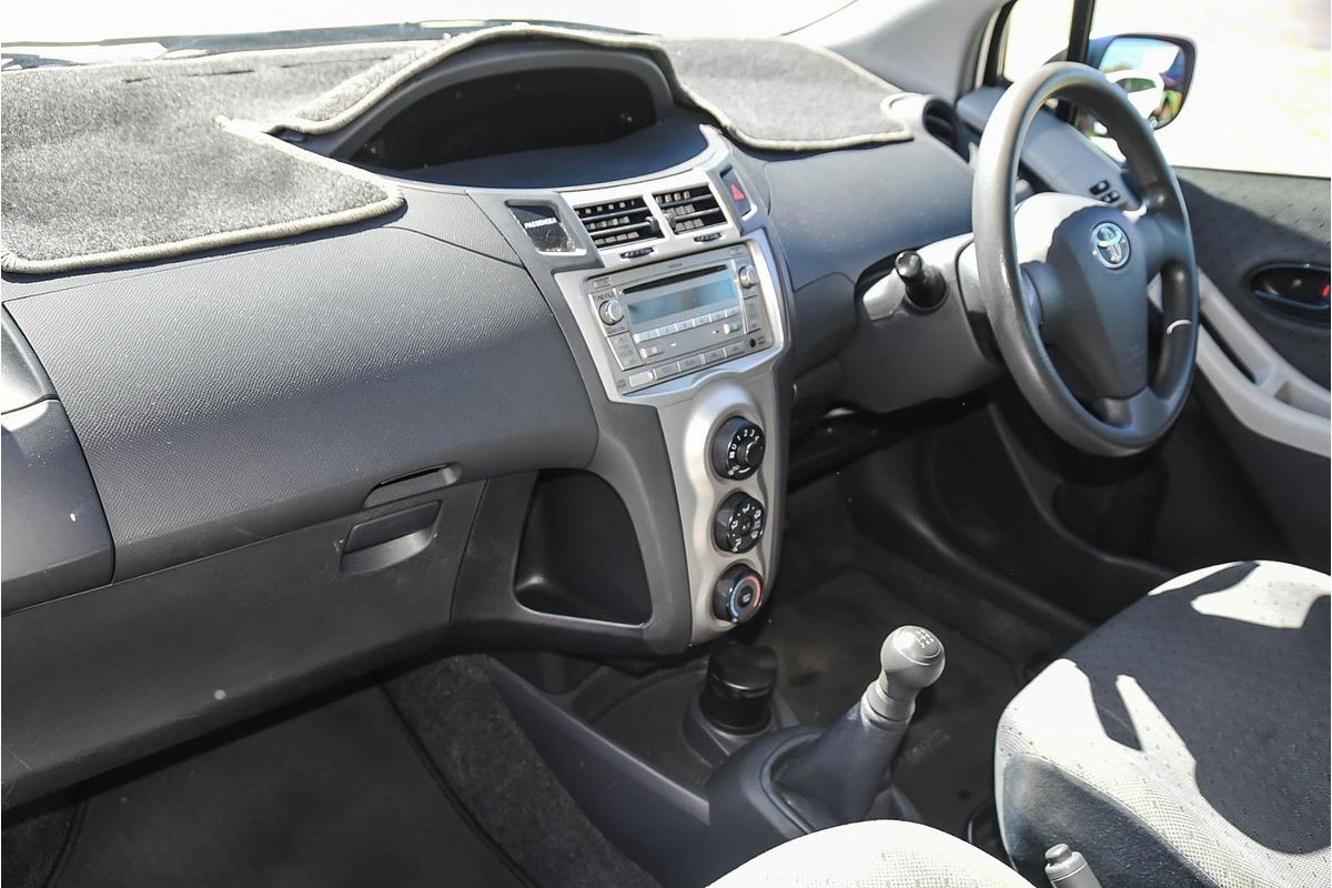 2010 Toyota Yaris YR NCP90R