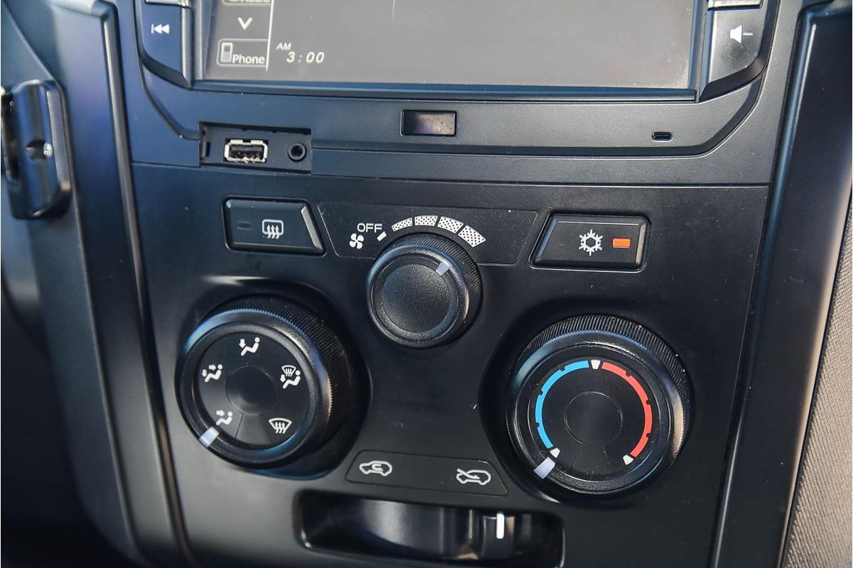 2017 Isuzu D-MAX SX 4X4