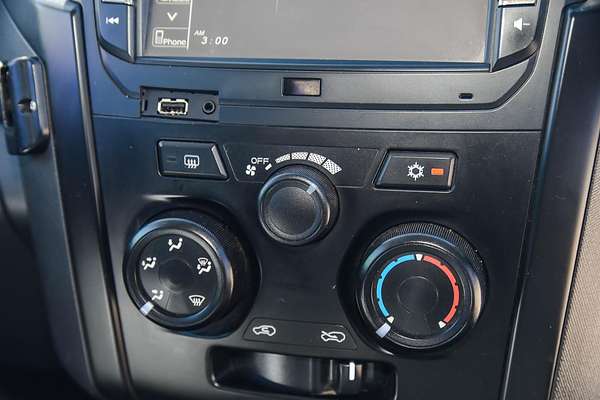 2017 Isuzu D-MAX SX 4X4