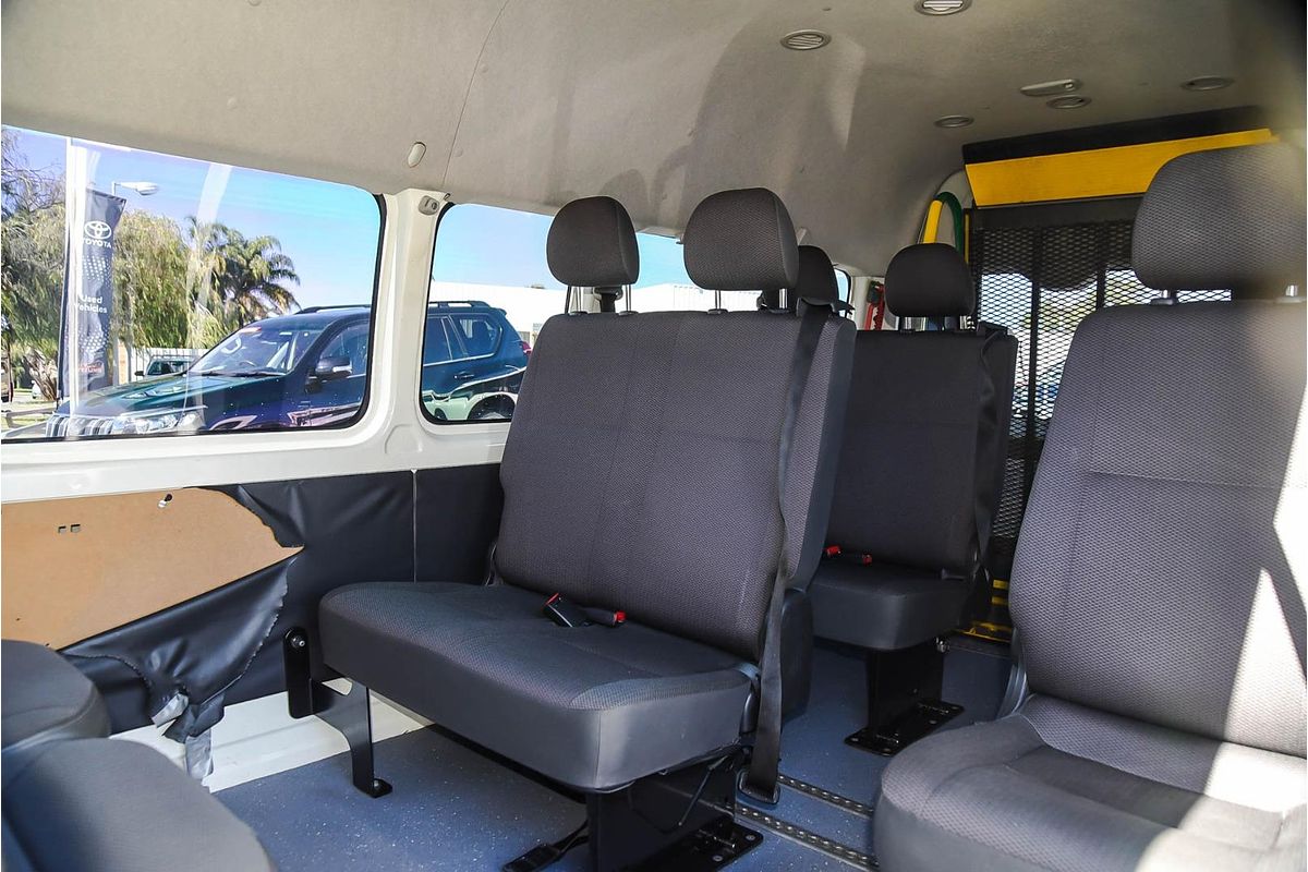 2014 Toyota Hiace Commuter TRH223R