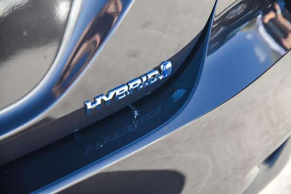 2024 Toyota Camry Ascent AXVH70R
