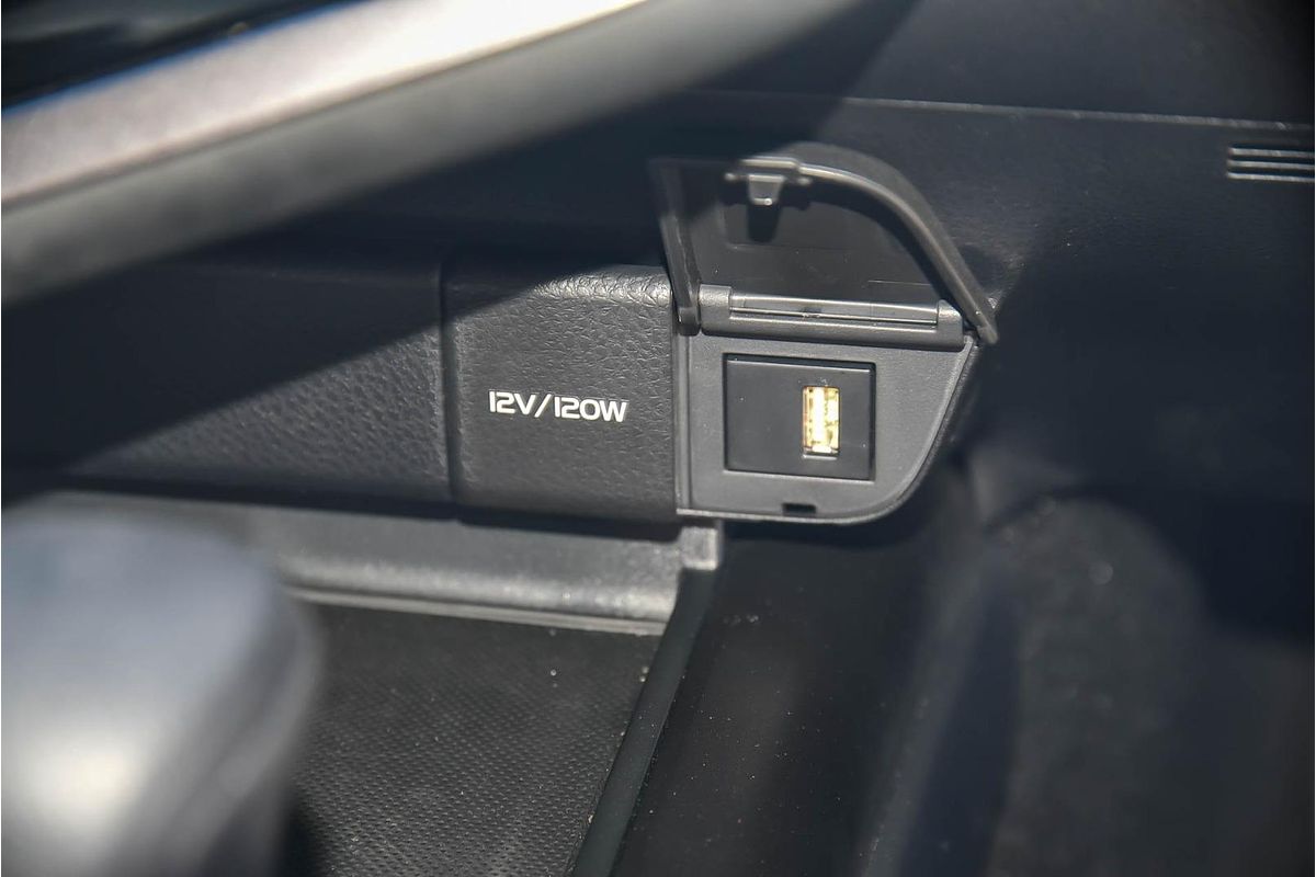 2024 Toyota Camry Ascent AXVH70R
