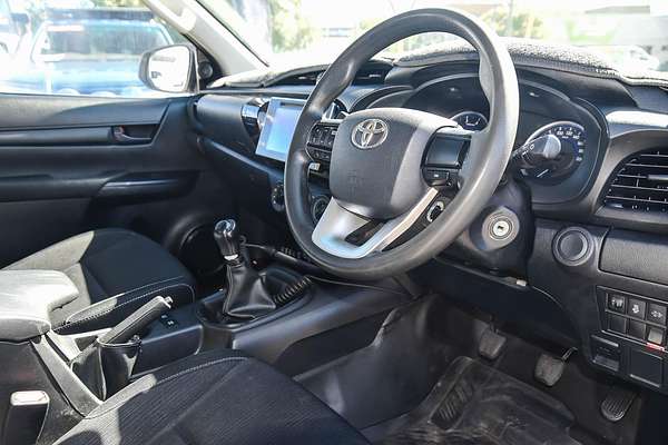 2018 Toyota Hilux SR GUN126R 4X4