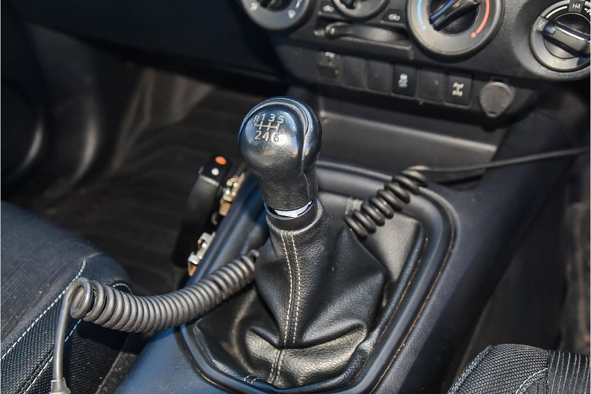 2018 Toyota Hilux SR GUN126R 4X4