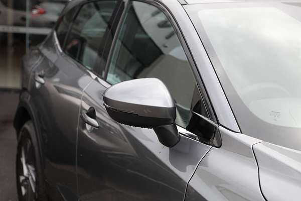 2025 Nissan QASHQAI ST J12