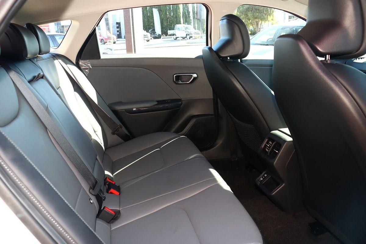 2025 Kia K4 Sport+ CL4m