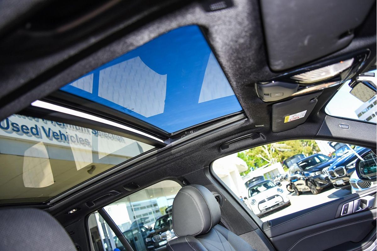 2023 BMW X5 M50i G05