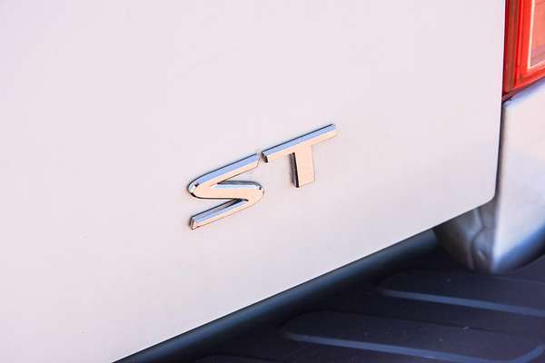 2013 Nissan Navara ST D40 Series 6 4X4