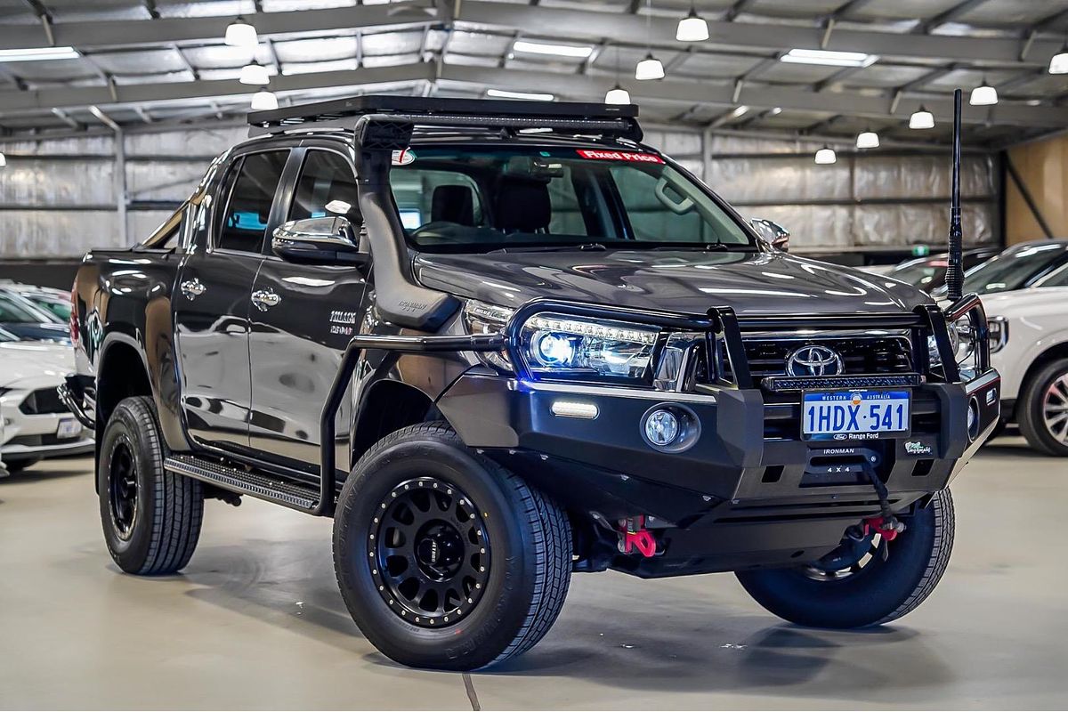 2018 Toyota Hilux SR5 GUN126R 4X4