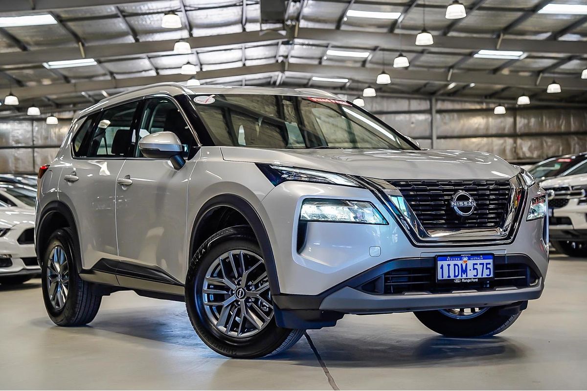 2024 Nissan X-TRAIL ST T33