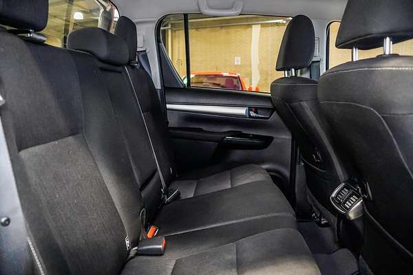 2018 Toyota Hilux SR5 GUN126R 4X4