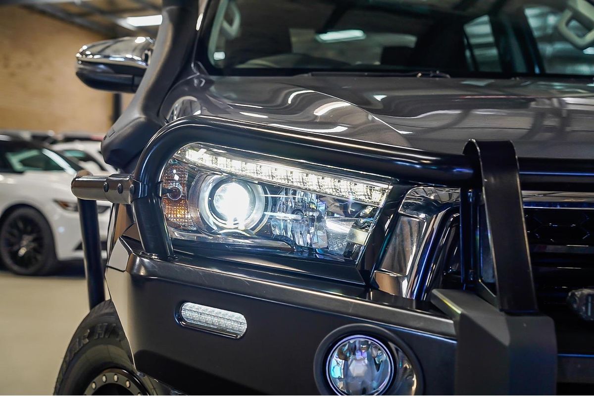 2018 Toyota Hilux SR5 GUN126R 4X4
