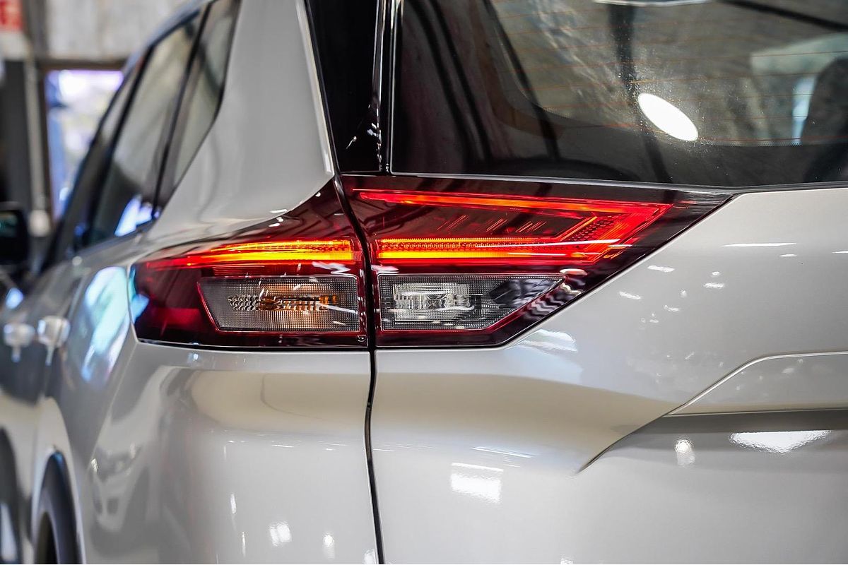 2024 Nissan X-TRAIL ST T33