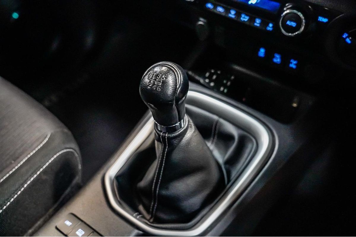 2018 Toyota Hilux SR5 GUN126R 4X4
