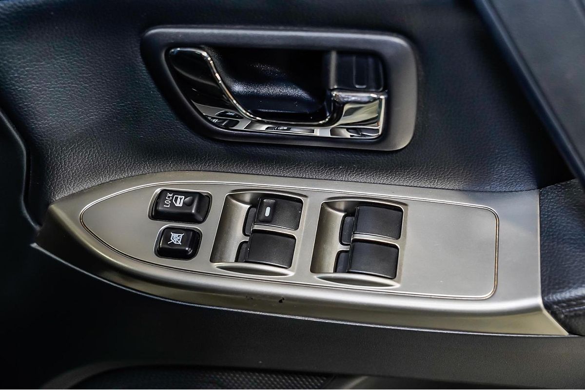 2020 Mitsubishi Pajero GLX NX