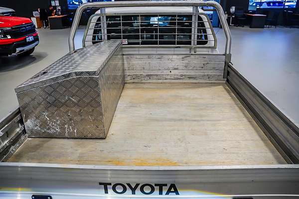 2017 Toyota Hilux Workmate GUN122R Rear Wheel Drive