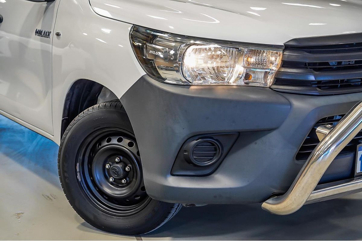 2017 Toyota Hilux Workmate GUN122R Rear Wheel Drive
