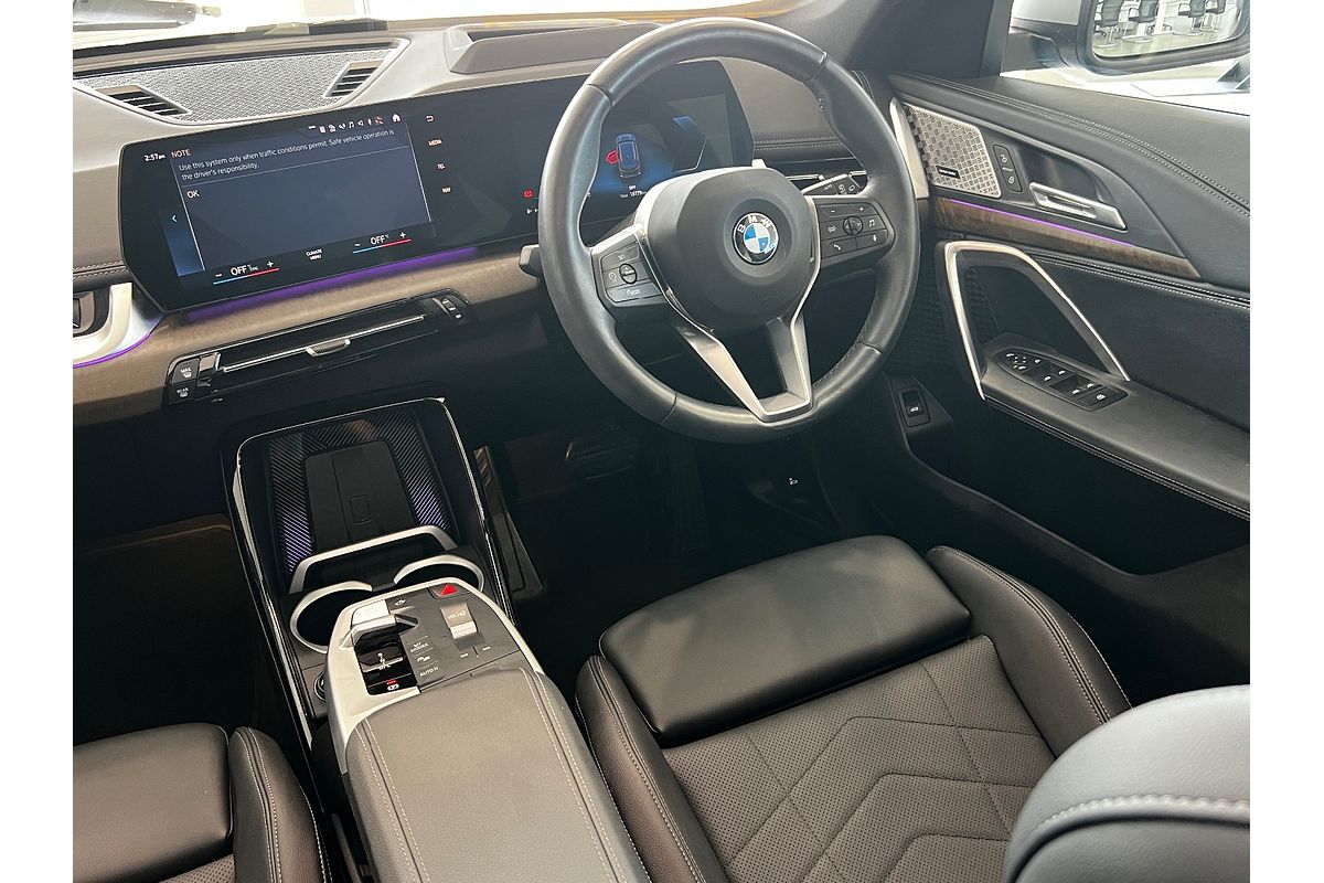 2023 BMW X1 sDrive18i U11