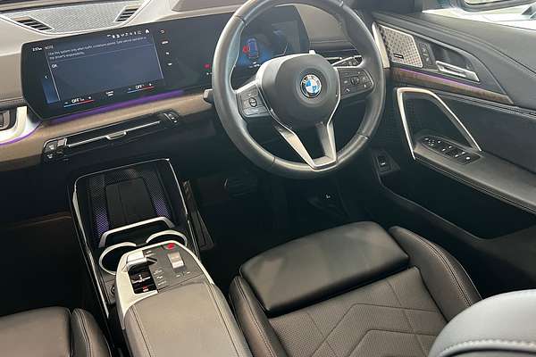 2023 BMW X1 sDrive18i U11