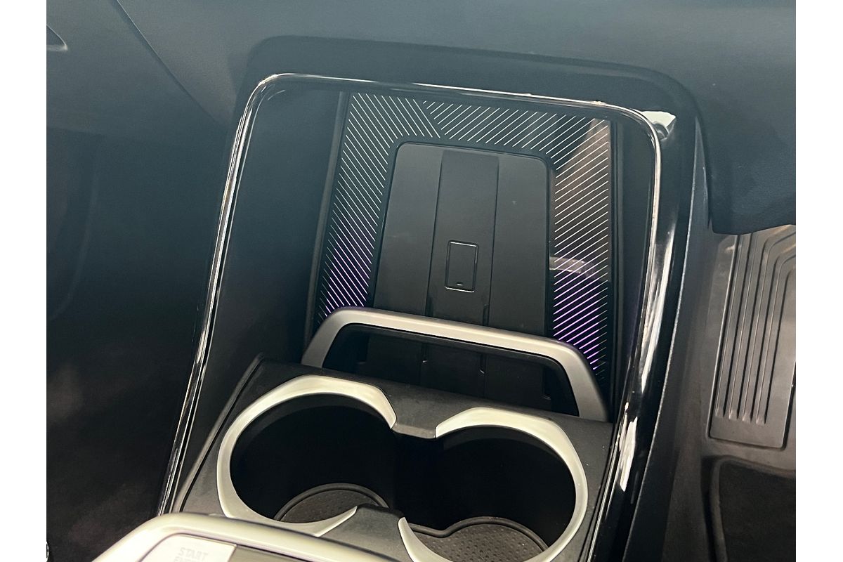 2023 BMW X1 sDrive18i U11