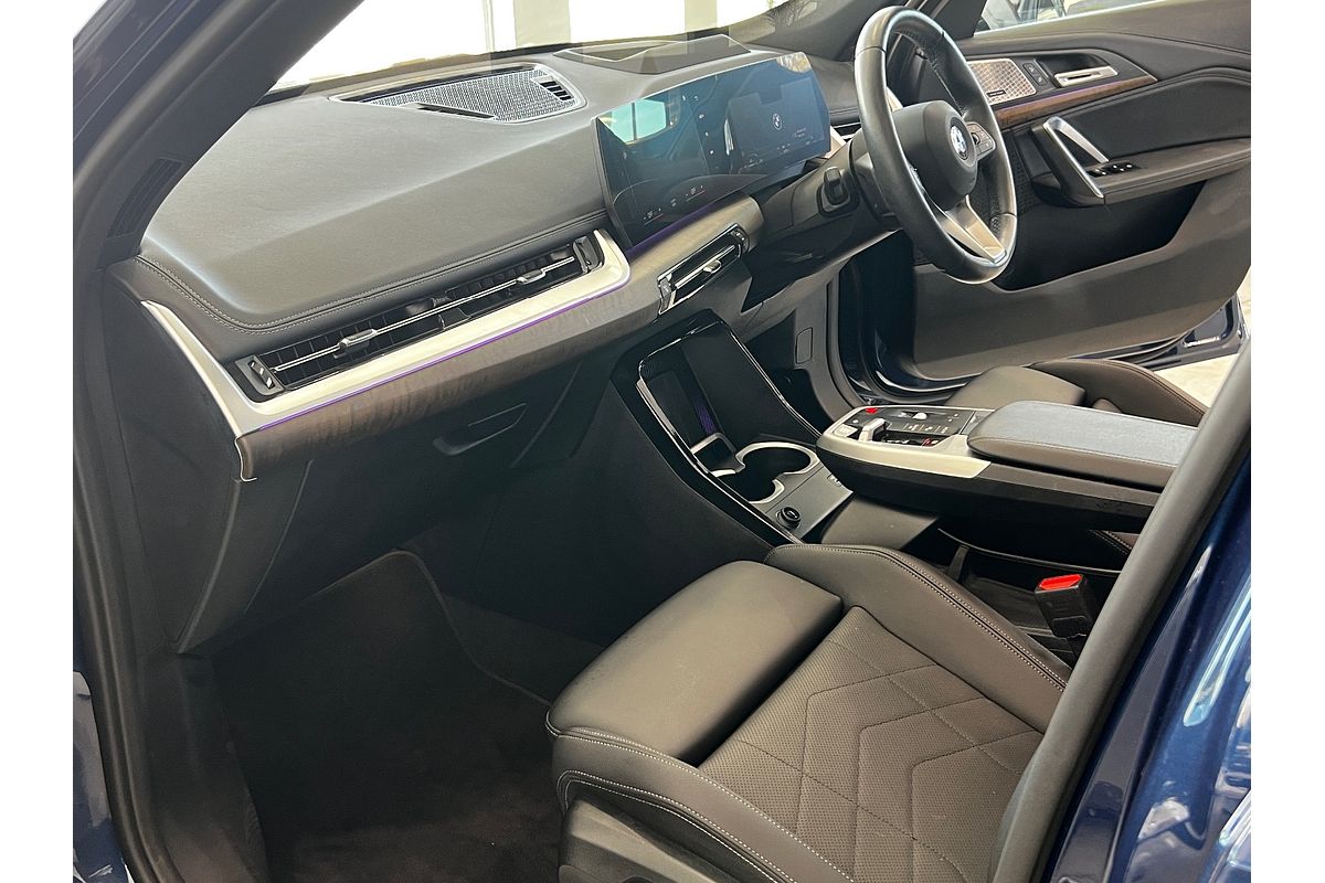 2023 BMW X1 sDrive18i U11