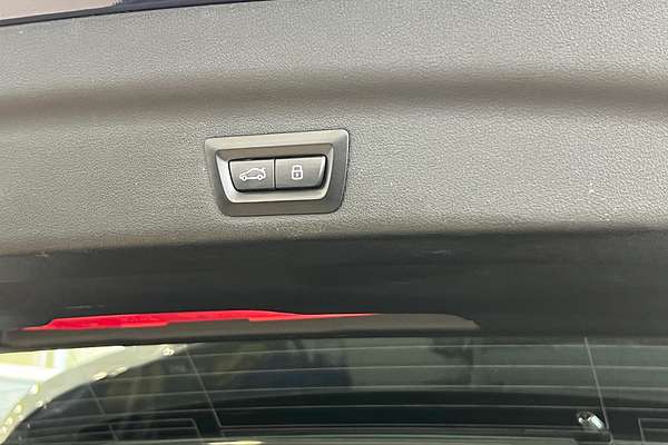 2023 BMW X1 sDrive18i U11