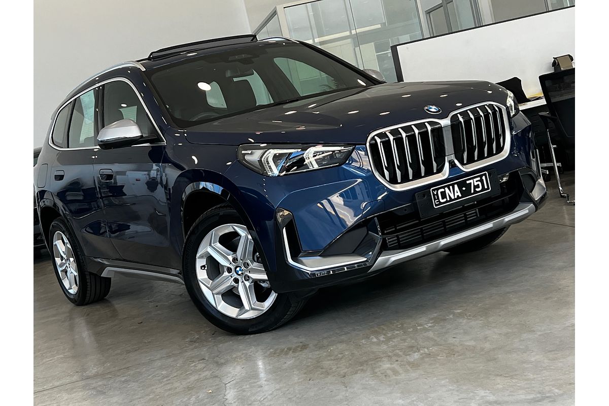 2023 BMW X1 sDrive18i U11