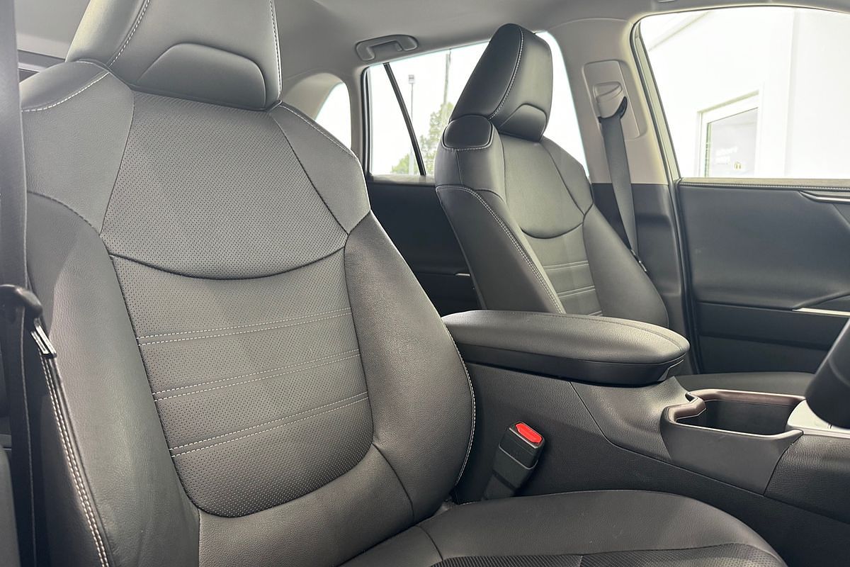 2023 Toyota RAV4 Cruiser AXAH52R