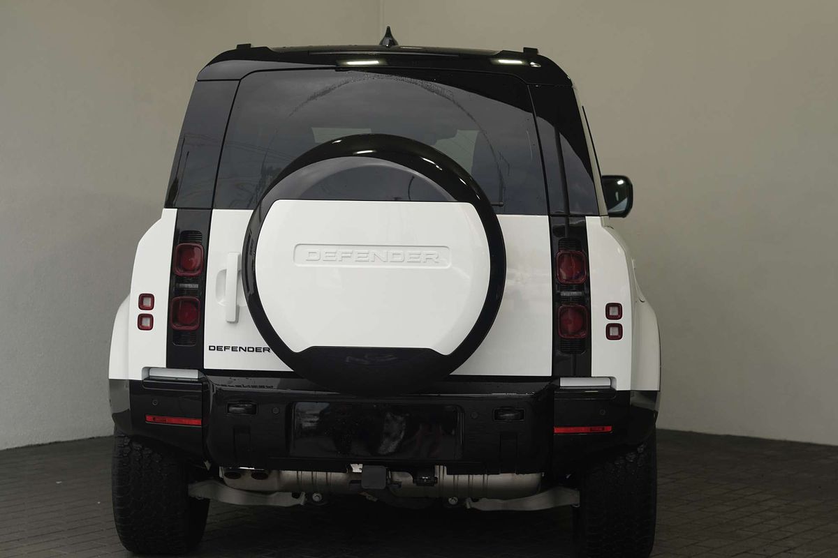 2024 Land Rover Defender 110 D350 X-Dynamic SE L663