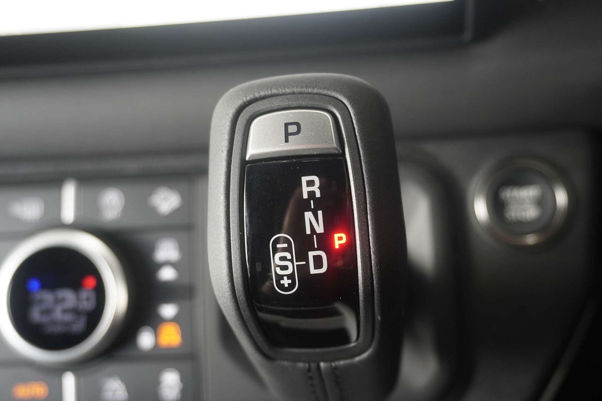 2024 Land Rover Defender 110 D350 X-Dynamic SE L663