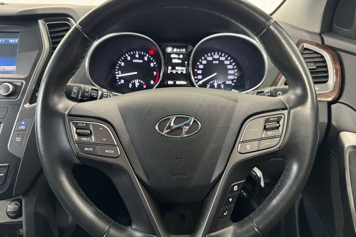 2017 Hyundai Santa Fe Active X DM5 Series II