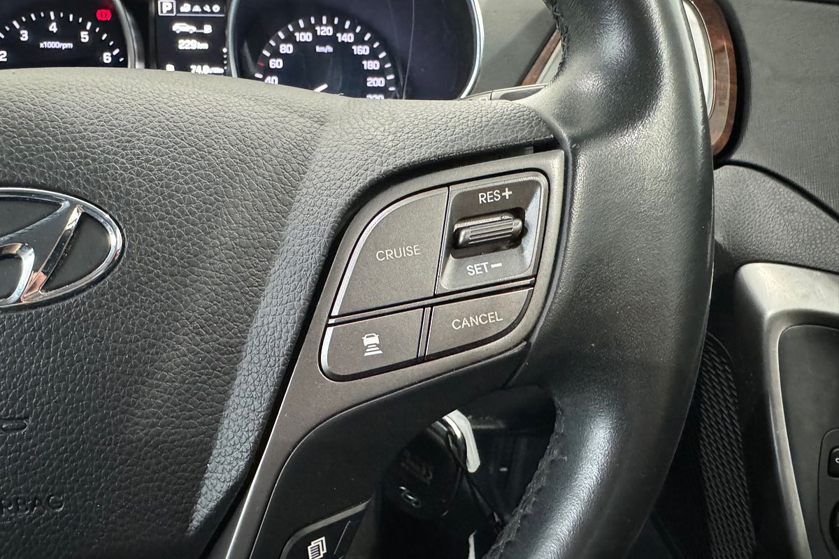 2017 Hyundai Santa Fe Active X DM5 Series II